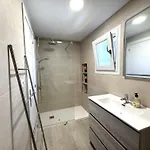 R39 Modern One Bedroom Esmeralda Ii Апартаменты *