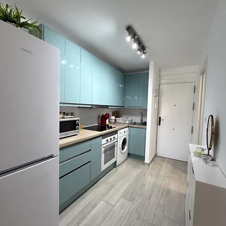 Апартаменты R39 Modern One Bedroom Esmeralda Ii